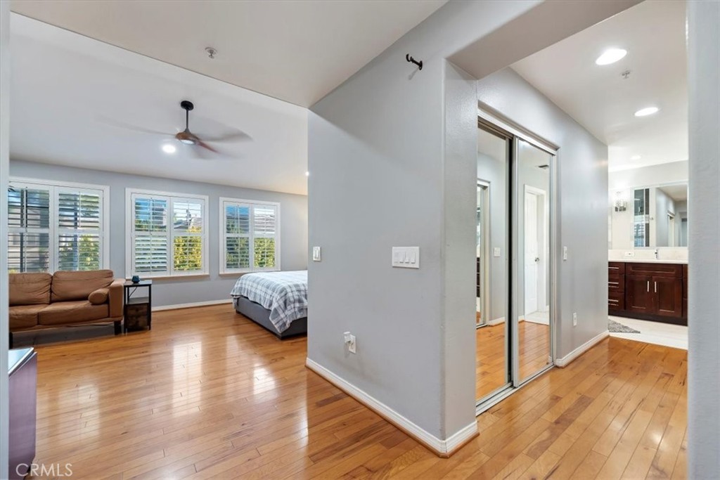 MLS #IV25267520 image #27