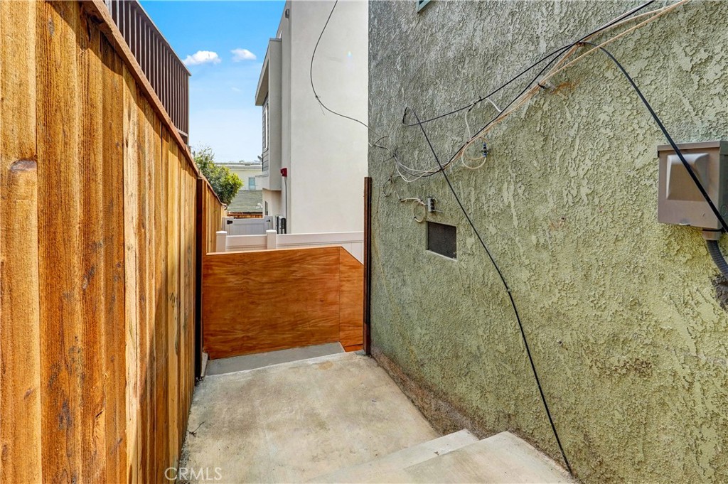 MLS #IV25267716 image #24