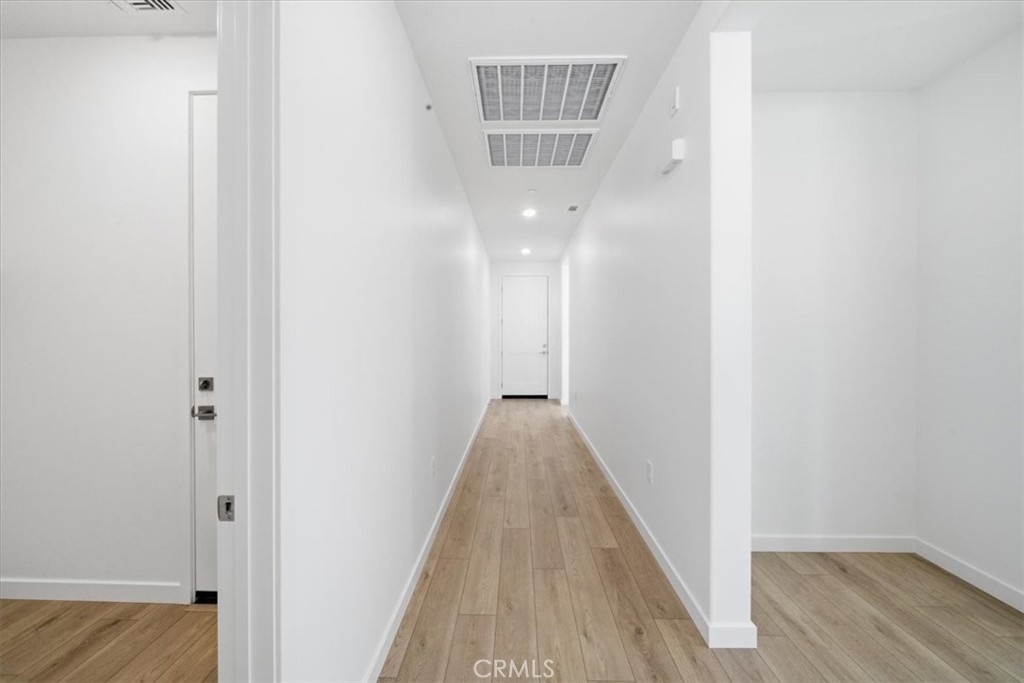 MLS #IV25268597 image #26