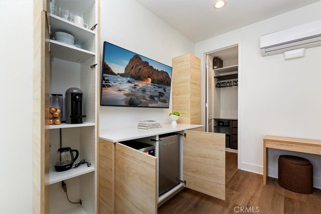 MLS #IV25269767 image #30