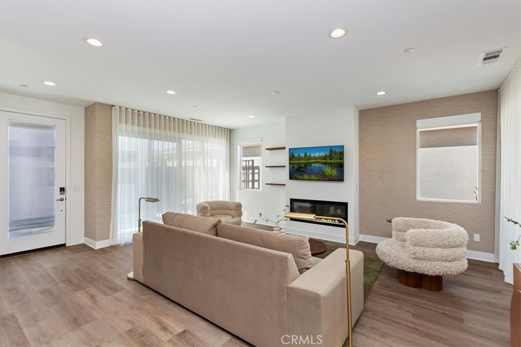 MLS #IV25269767 image #5