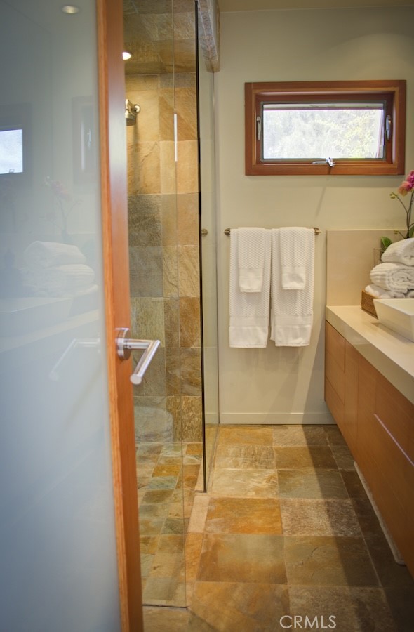 MLS #IV25270109 image #26