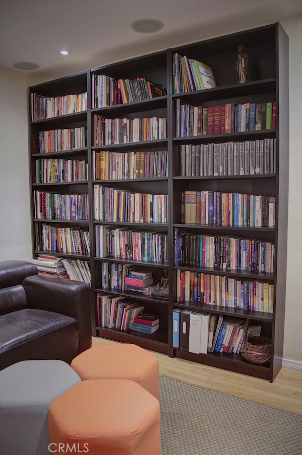 MLS #IV25270109 image #31