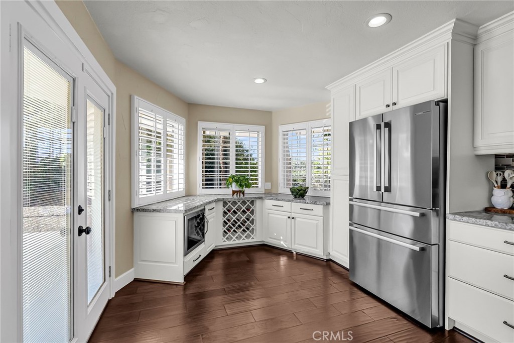 MLS #IV25270291 image #11