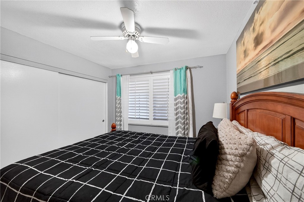 MLS #IV25270481 image #5