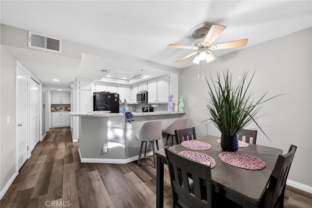 MLS #IV25270481 image #9