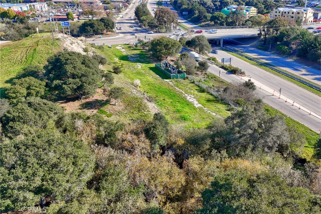 MLS #IV25270526 image #10