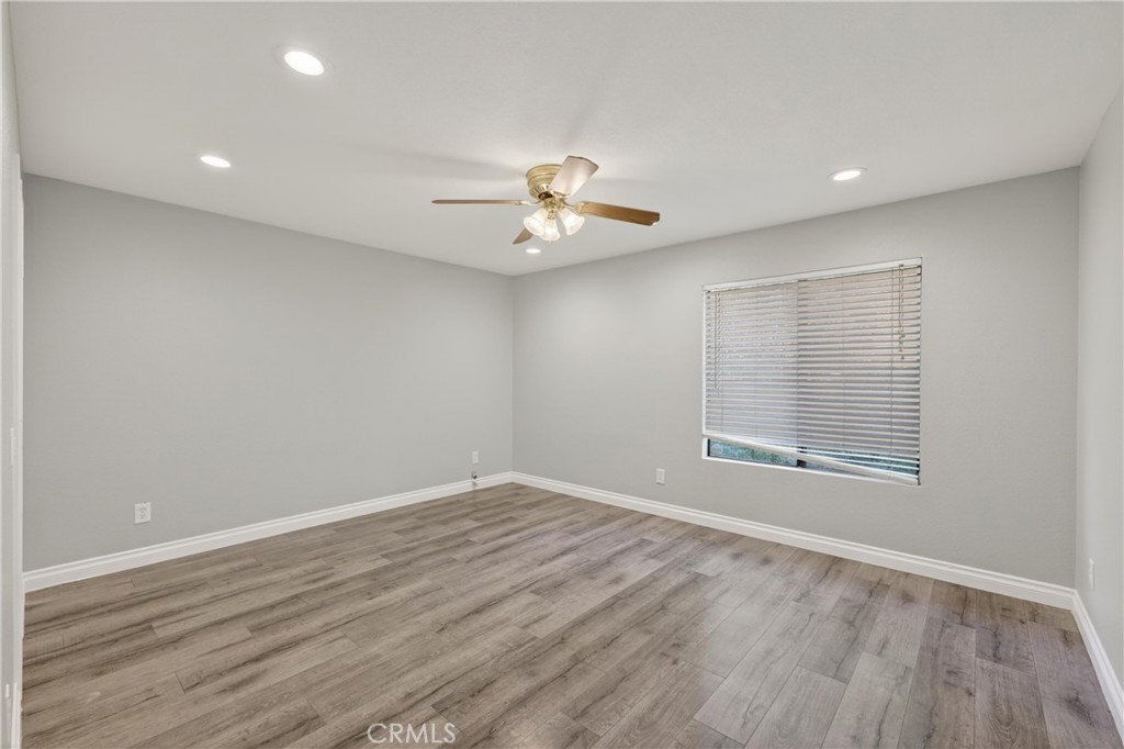 MLS #IV25271178 image #17