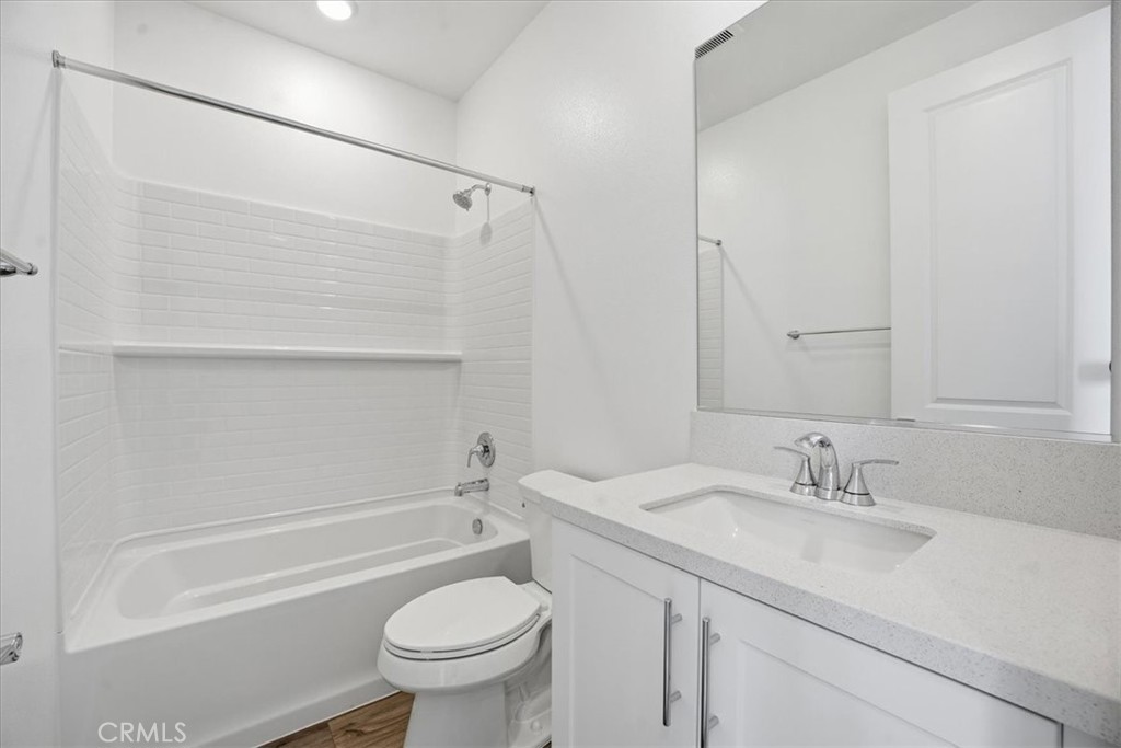 MLS #IV25271433 image #23