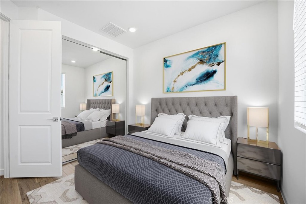 MLS #IV25271433 image #24