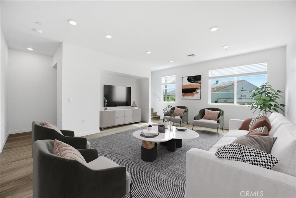 MLS #IV25271433 image #5