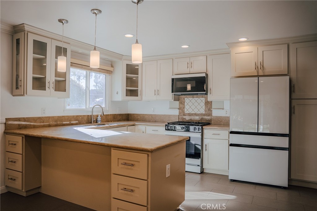 MLS #IV25271610 image #4