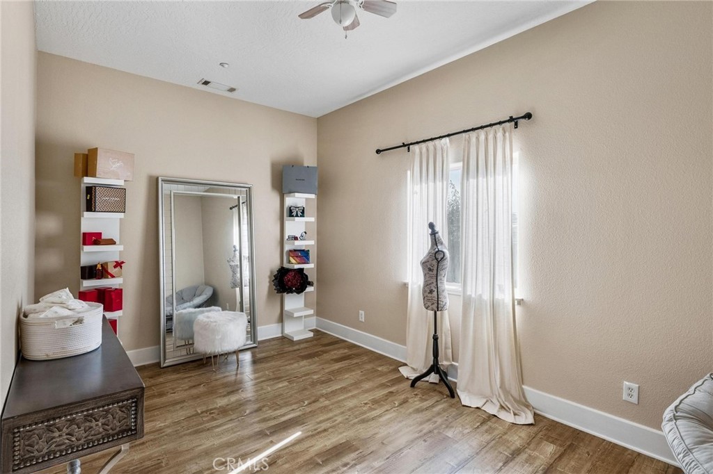 MLS #IV25271729 image #14