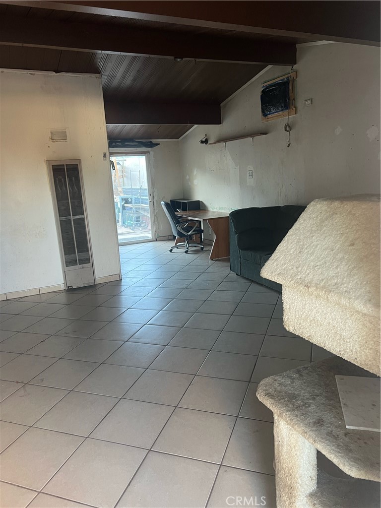 MLS #IV25272058 image #2