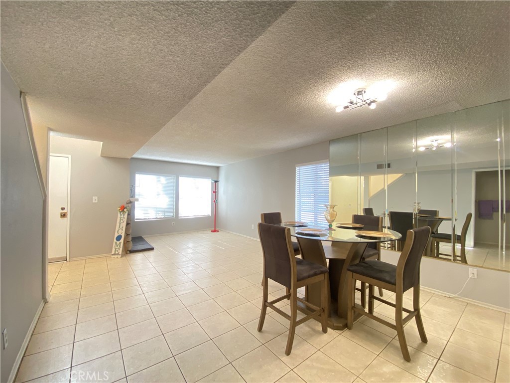 MLS #IV25272448 image #4