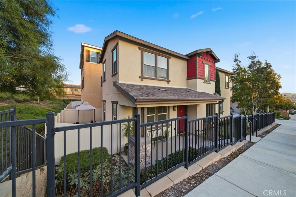 MLS #IV25272490 image #2