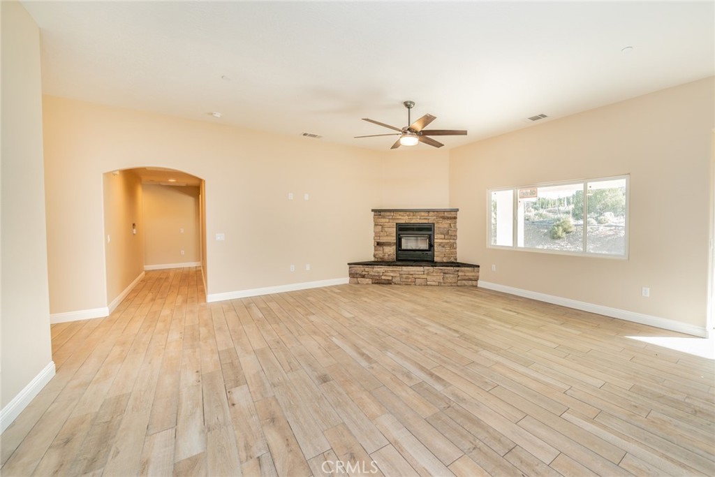 MLS #IV25273295 image #14