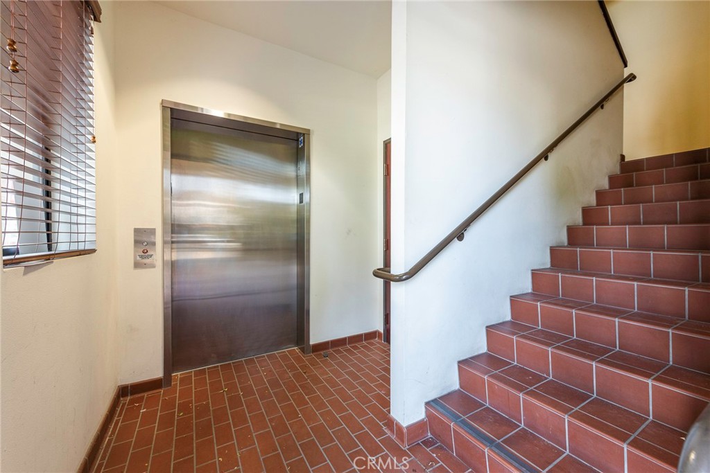 MLS #IV25273533 image #3