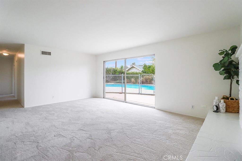 MLS #IV25273615 image #3