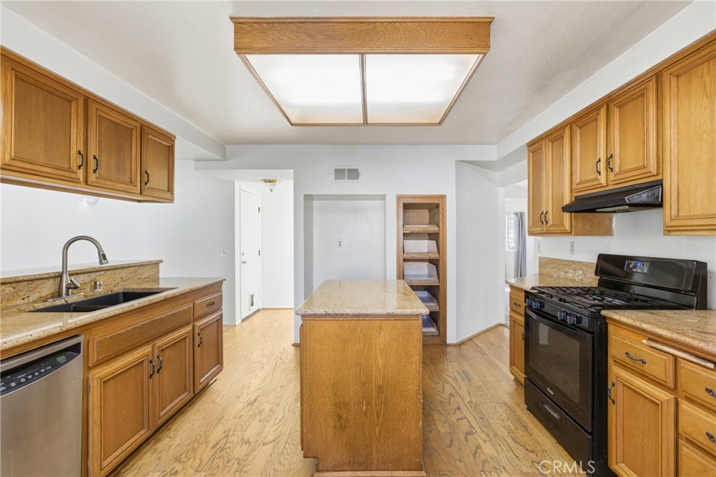 MLS #IV25273749 image #15