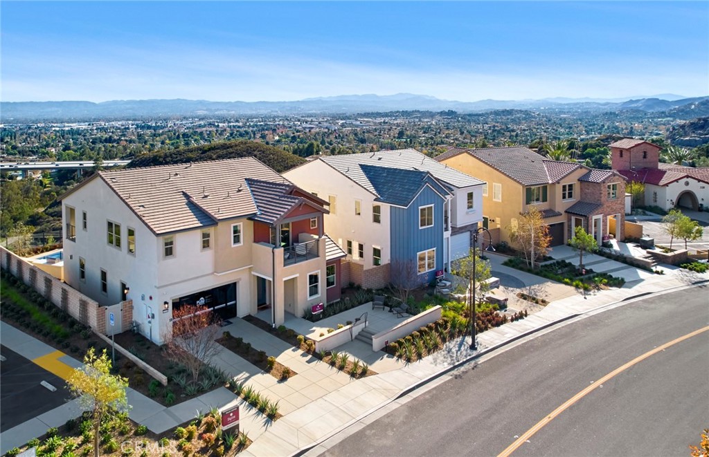 MLS #IV25273784 image #2