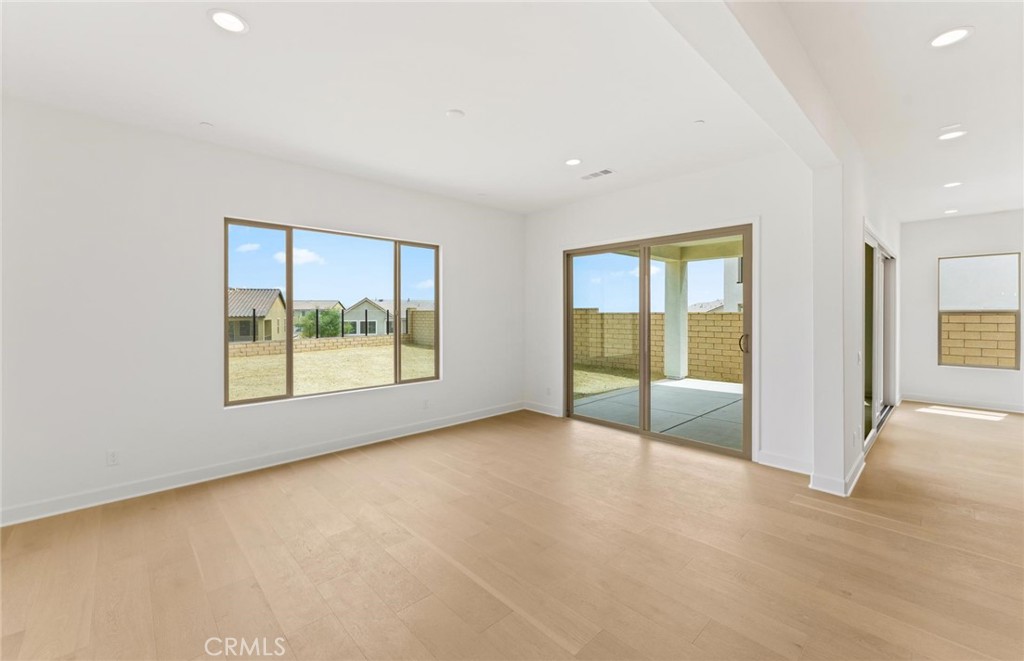 MLS #IV25273797 image #17