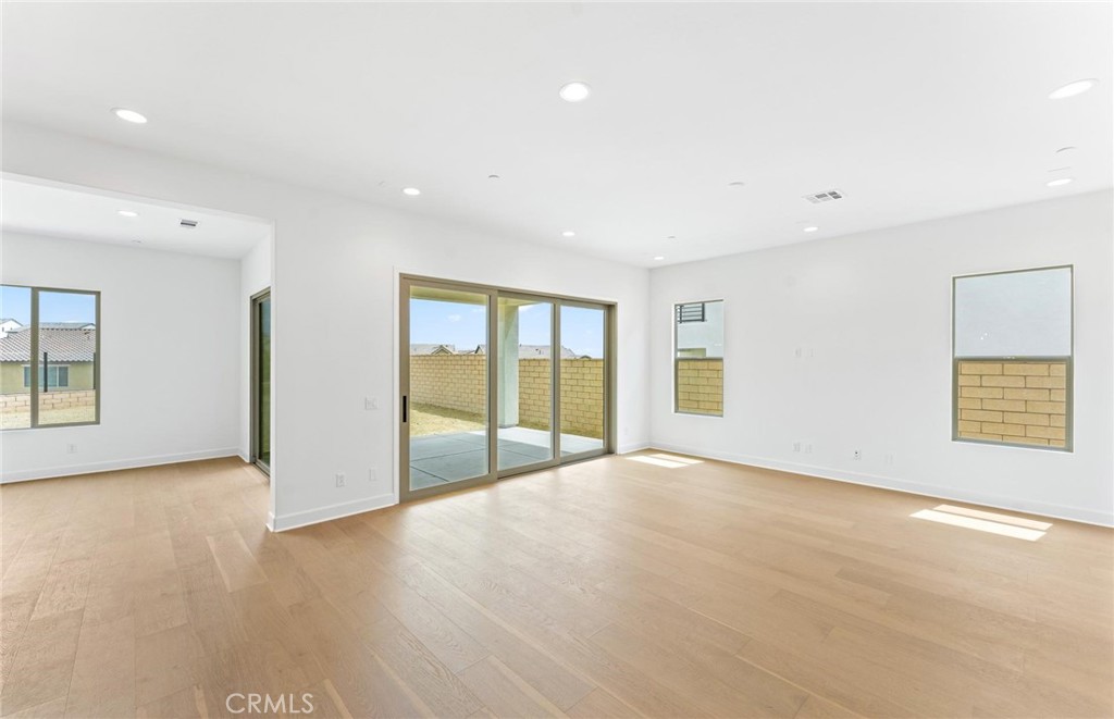 MLS #IV25273797 image #8