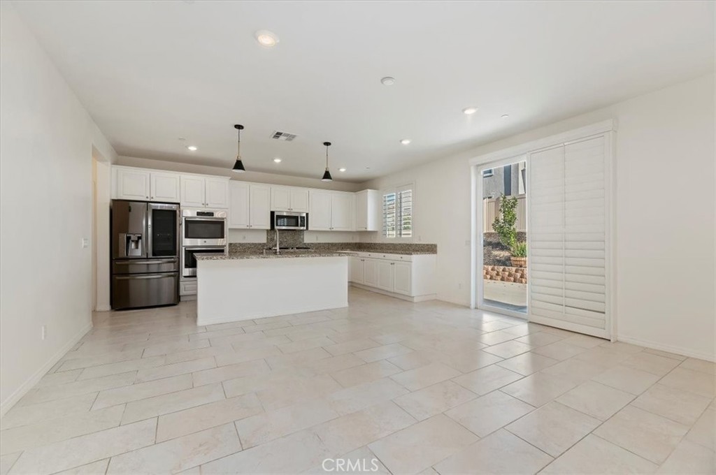 MLS #IV25274205 image #12