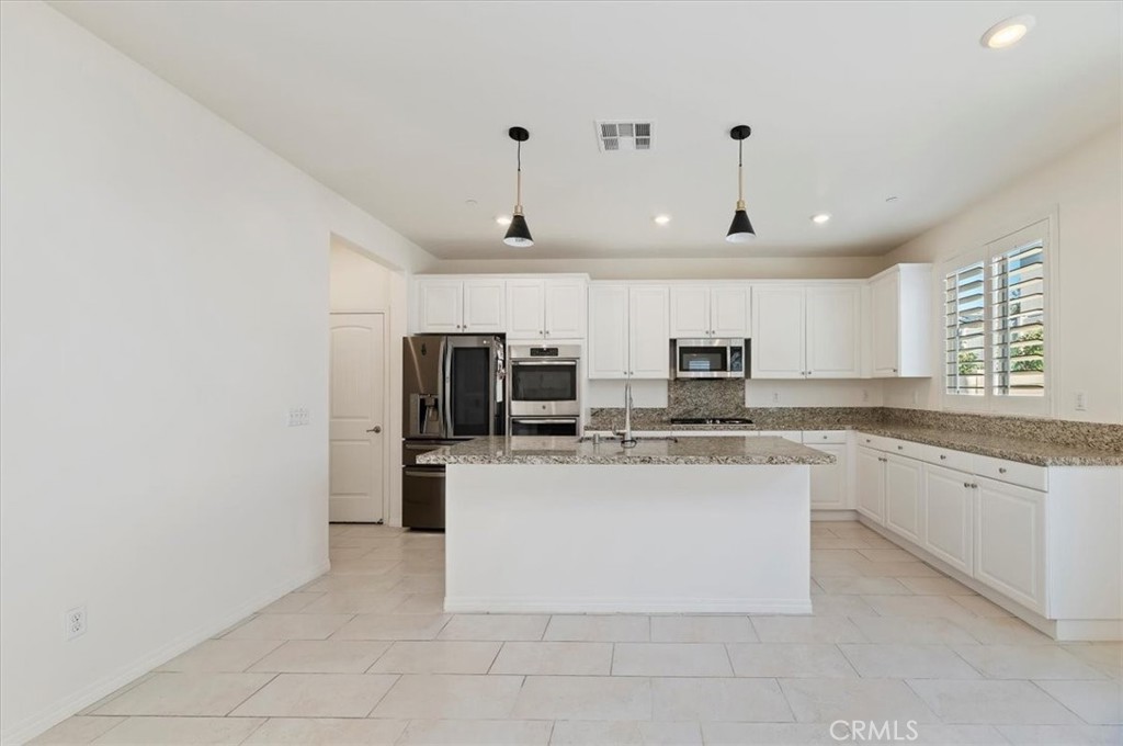 MLS #IV25274205 image #14