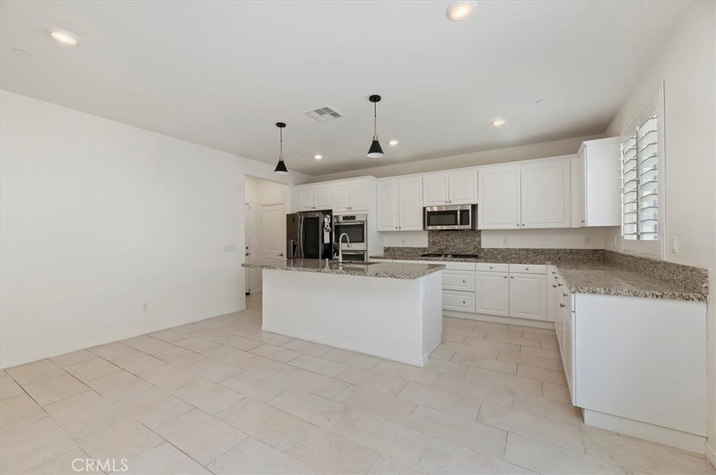 MLS #IV25274205 image #15