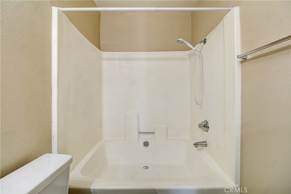 MLS #IV25275344 image #24