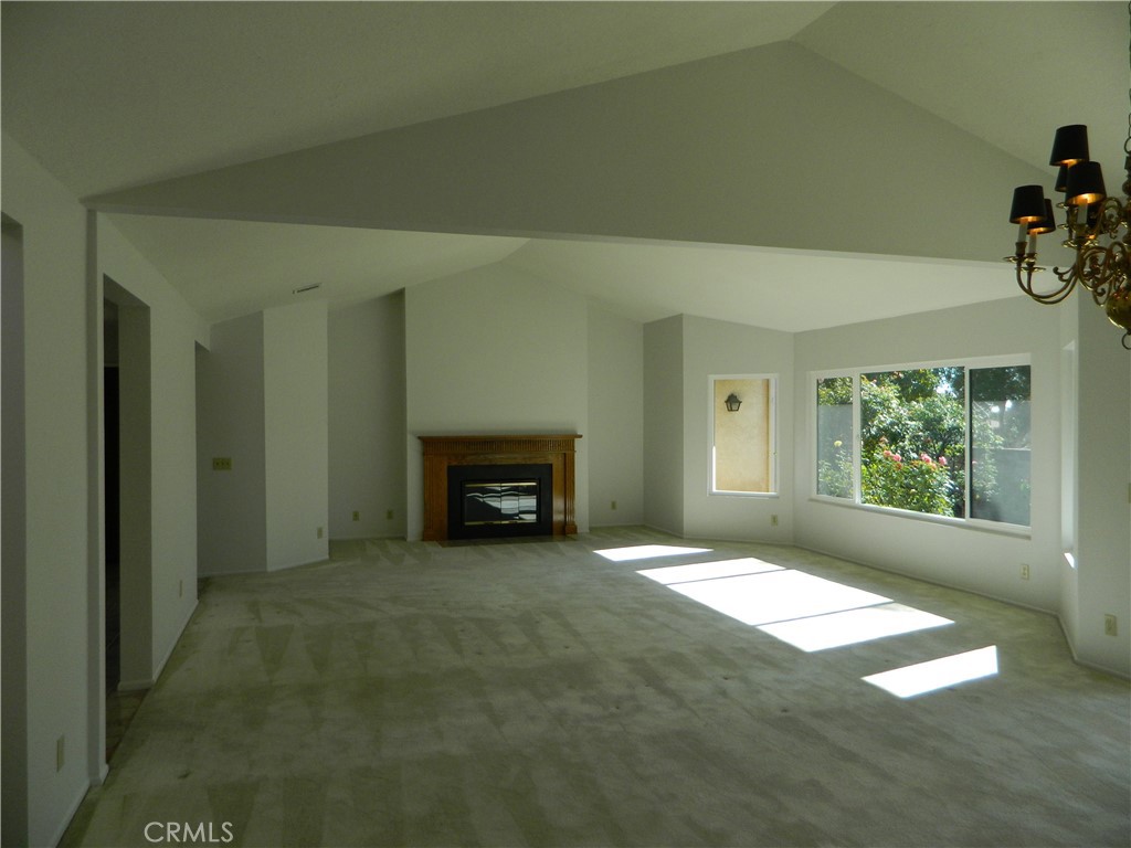 MLS #IV25275929 image #3