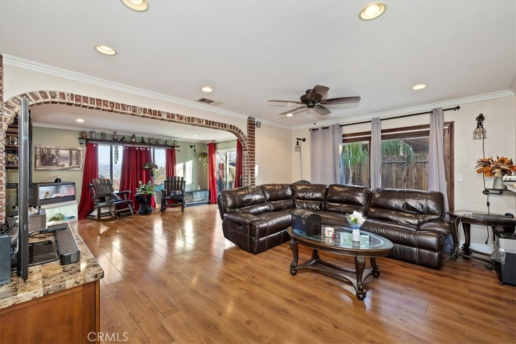 MLS #IV25278086 image #19