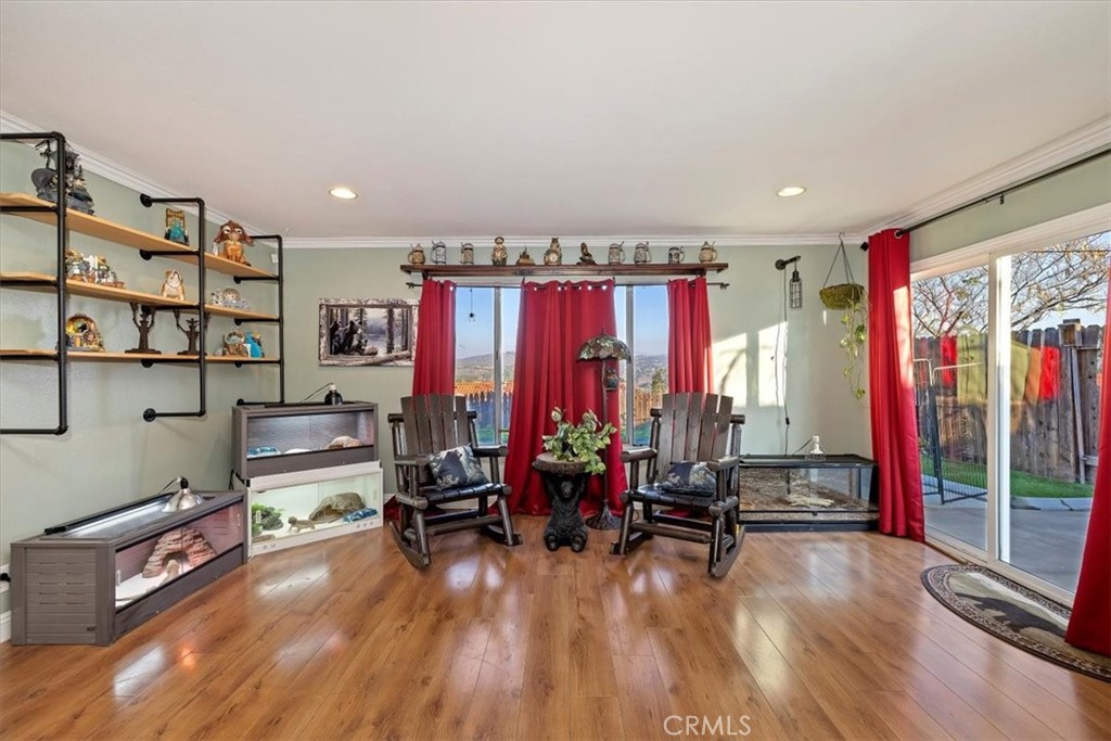 MLS #IV25278086 image #24