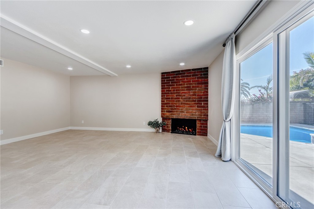 MLS #IV25278105 image #15