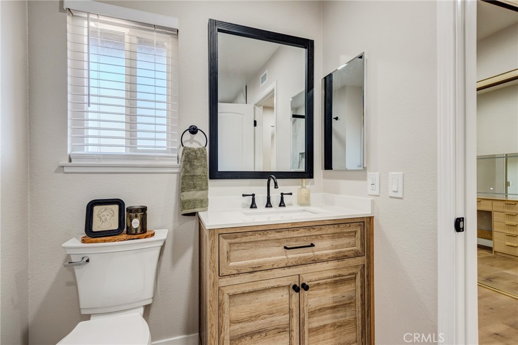 MLS #IV25278105 image #2