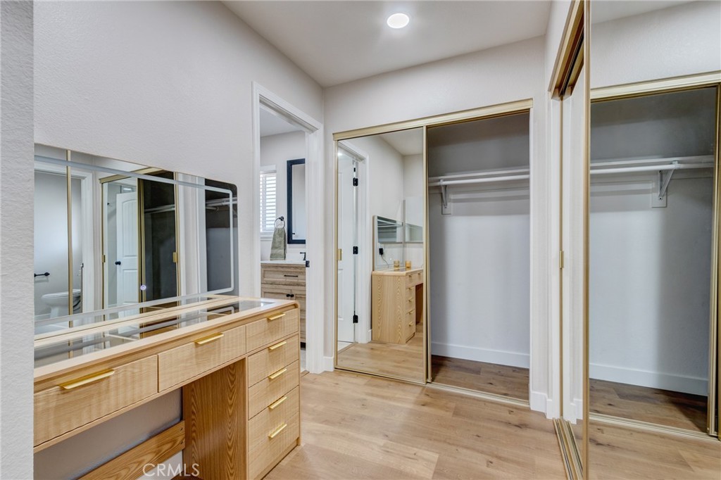 MLS #IV25278105 image #26