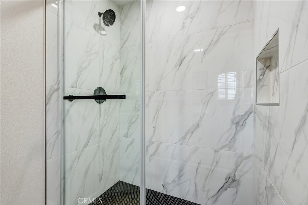 MLS #IV25278105 image #28