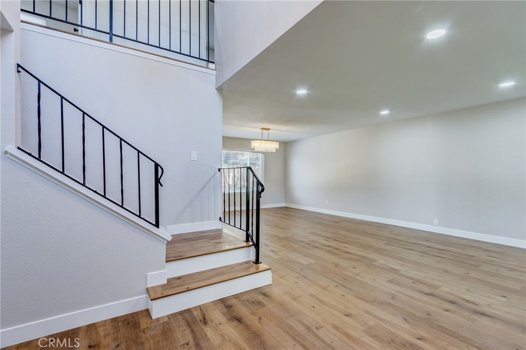 MLS #IV25278105 image #8