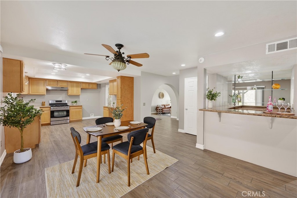 MLS #IV25280175 image #10