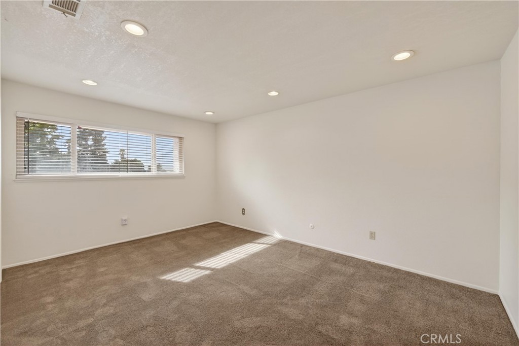 MLS #IV25280175 image #31