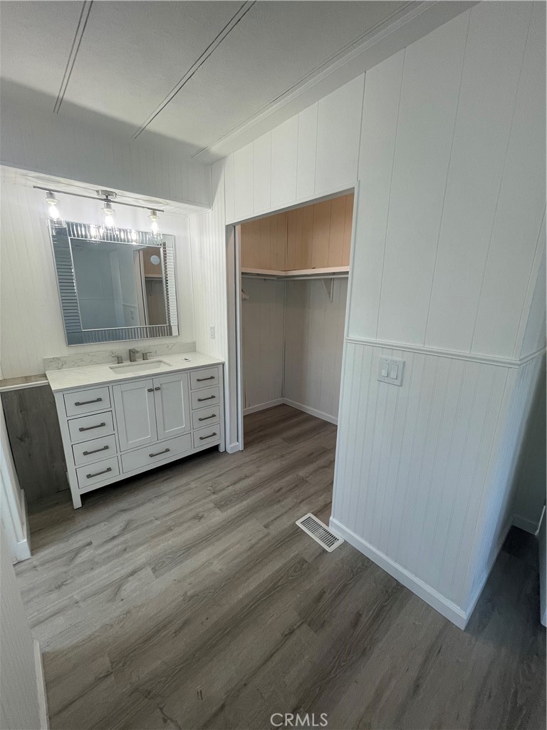 MLS #IV25281079 image #27