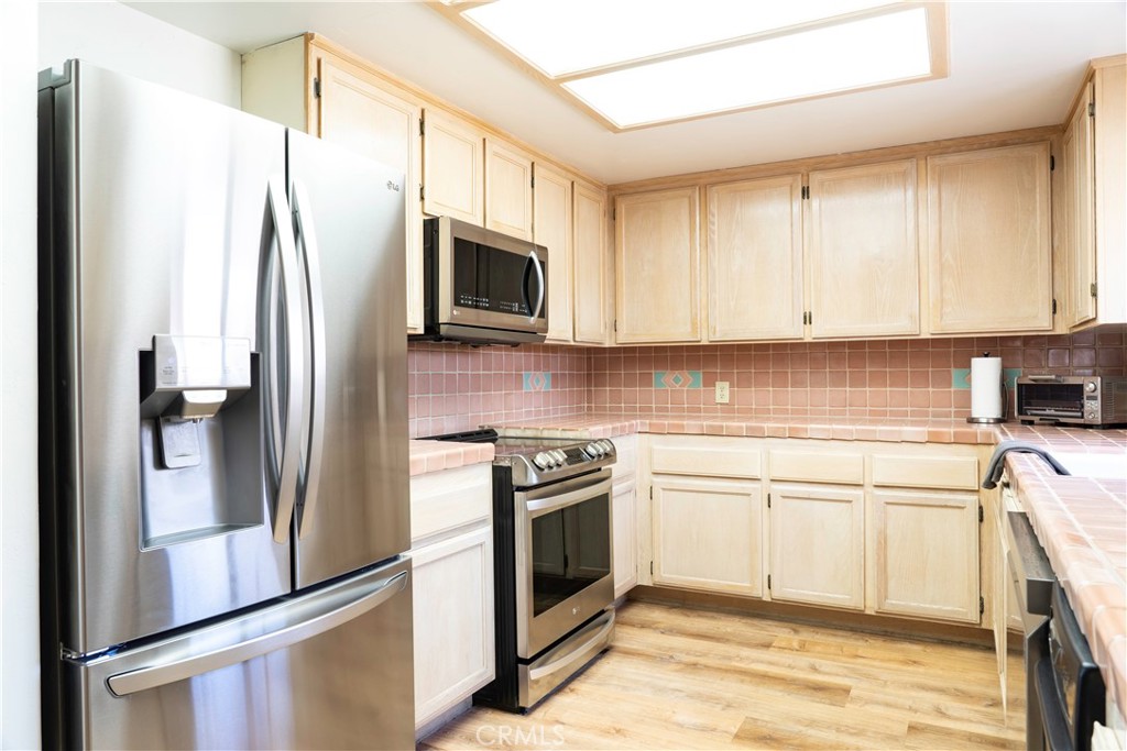 MLS #JT25217338 image #12