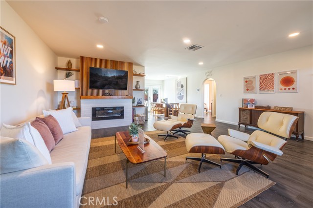 MLS #JT25218464 image #5