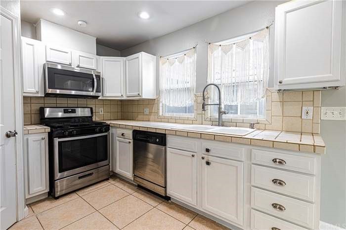 MLS #JT25245386 image #7