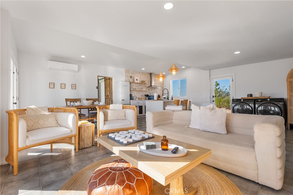 MLS #JT25249211 image #4