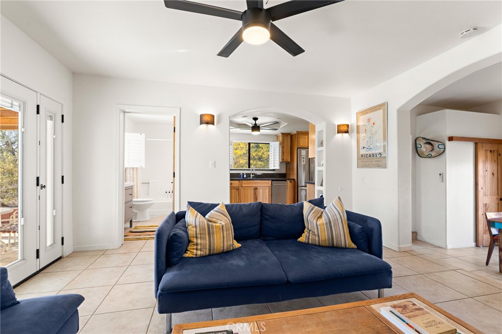 MLS #JT25272136 image #11