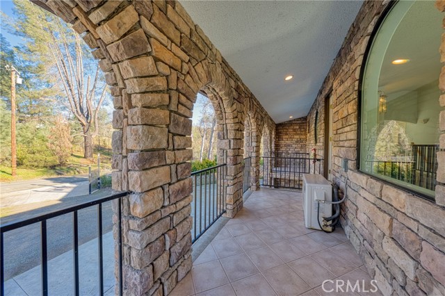 MLS #LC25018117 image #8