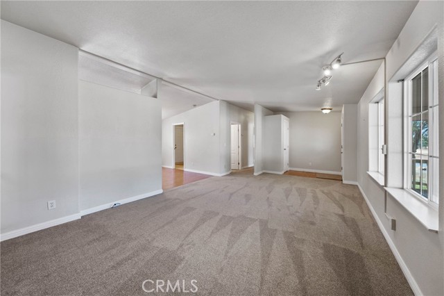 MLS #LC25123666 image #9