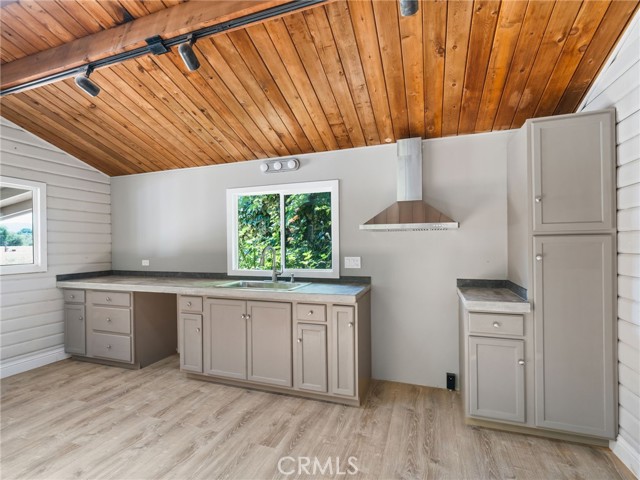 MLS #LC25128136 image #8